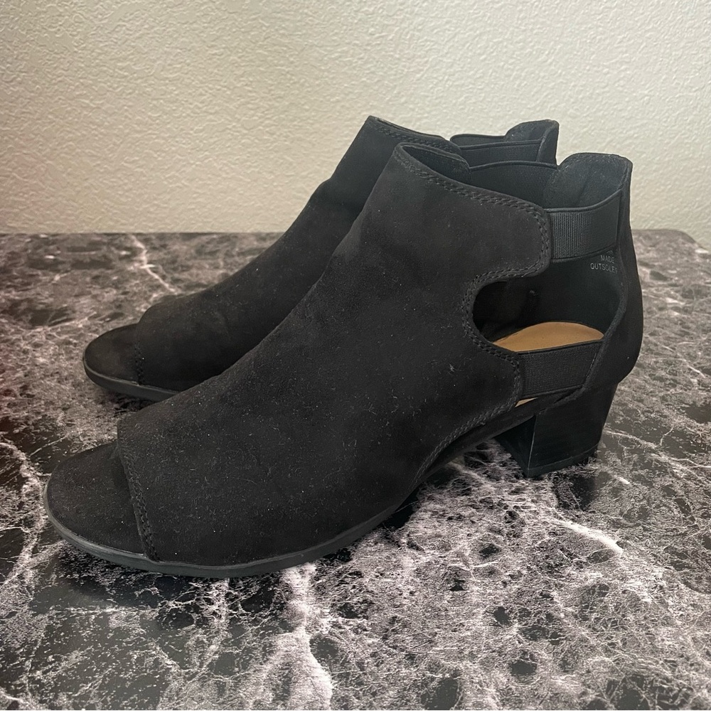 Seychelles Ankle Booties Women’s Size 8 Black Suede Open Toe Ankle Boots